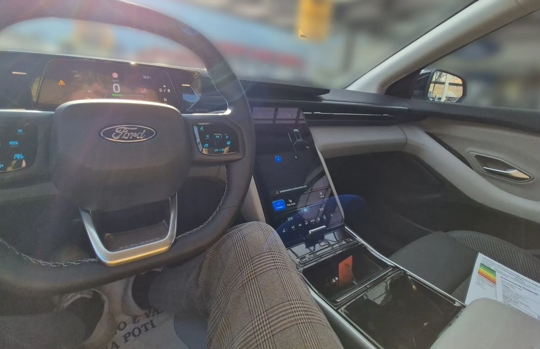 Zunanja slika - Ford Explorer - EV 52kWh RWD 170KM - 10