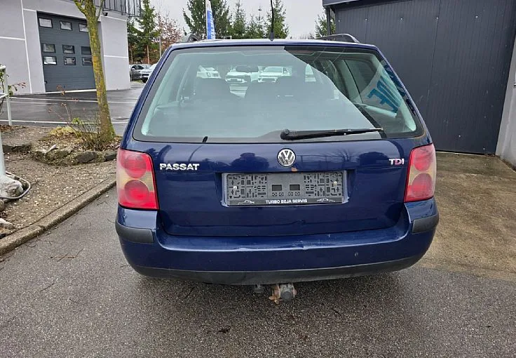 Zunanja slika - VW Passat - Variant 1.9 TDI Basis - 8