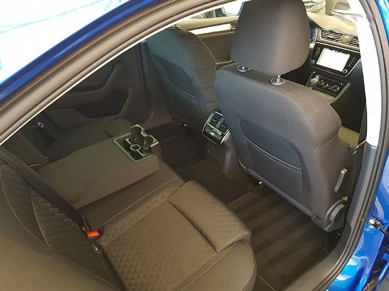 Zunanja slika - Škoda Superb - 2.0 TDI DSG ACC VIRTUAL LED KAMERA GR.SED PRIKLOP - 11