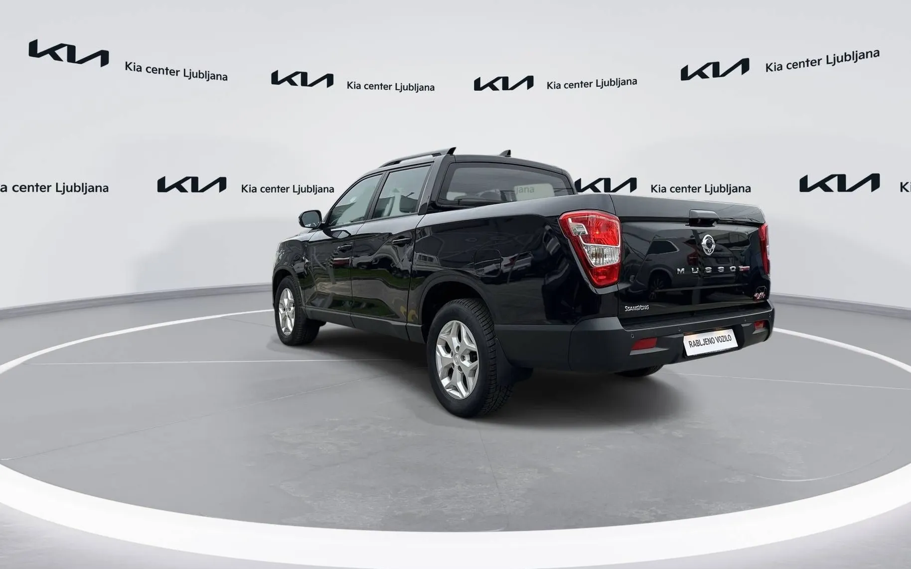 Zunanja slika - SsangYong Musso - Grand 2.2 XDi Ultimate 4WD AT... - 7