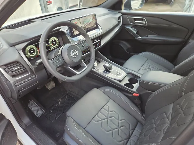Zunanja slika - Nissan Qashqai - 1.3 Dig-T MHEV 158 2wd X-Tronic TEKNA - 9