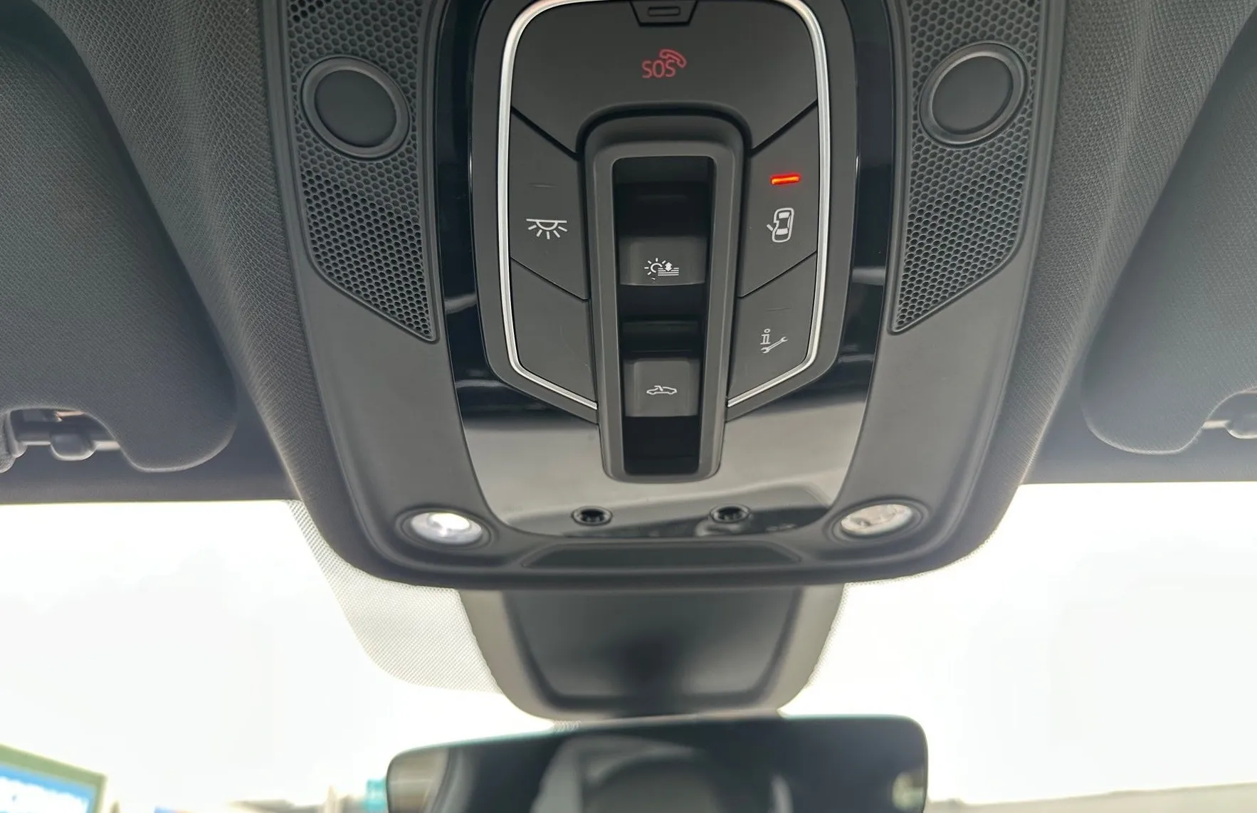 Zunanja slika - Audi Q7 - 55 tfsi S-tronic S-line Slovensko vozilo-1.Lastnik - 13