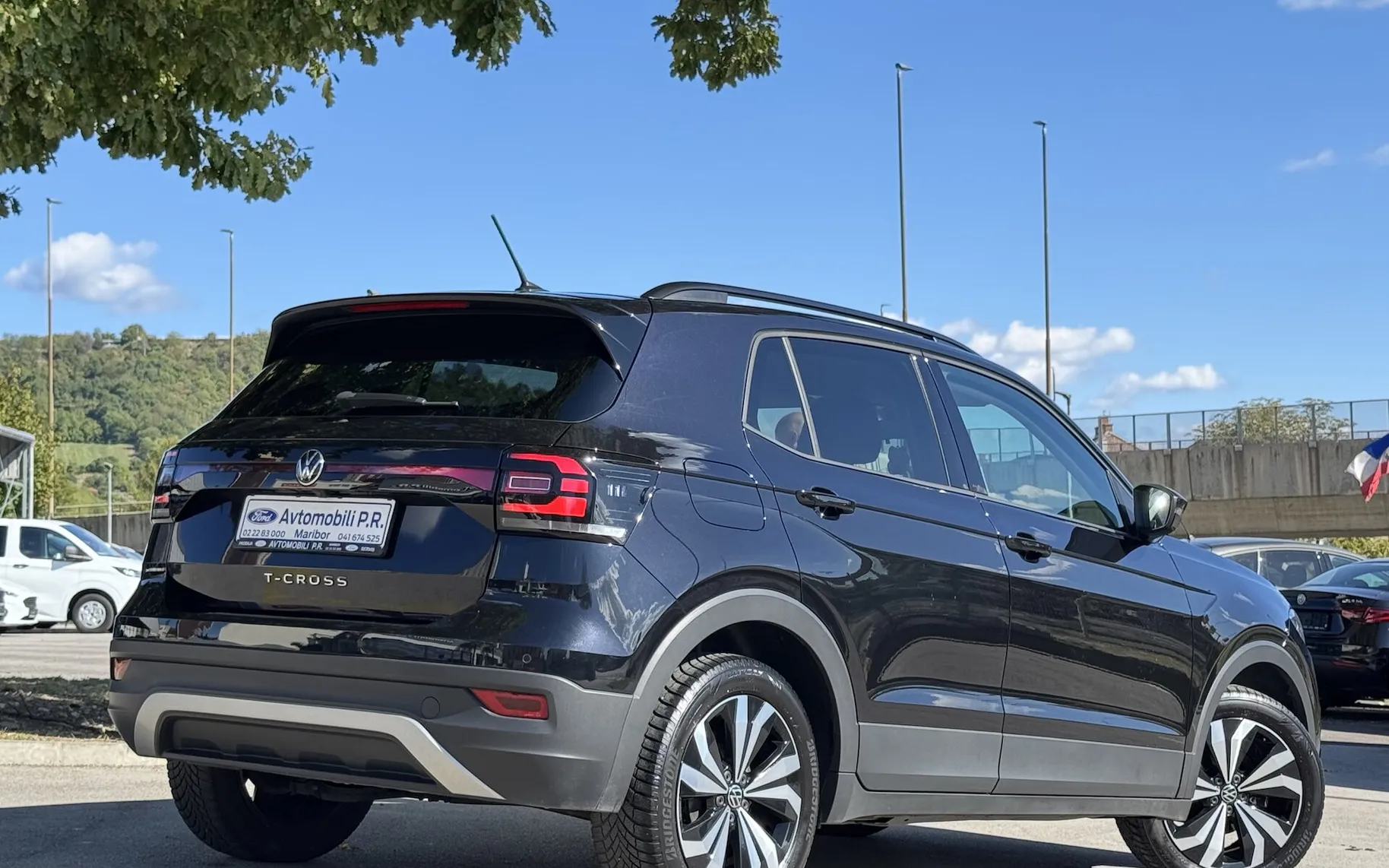 Zunanja slika - Volkswagen T-Cross - 1.0 TSI BMT LIFE SAMO 34.542 km - 7