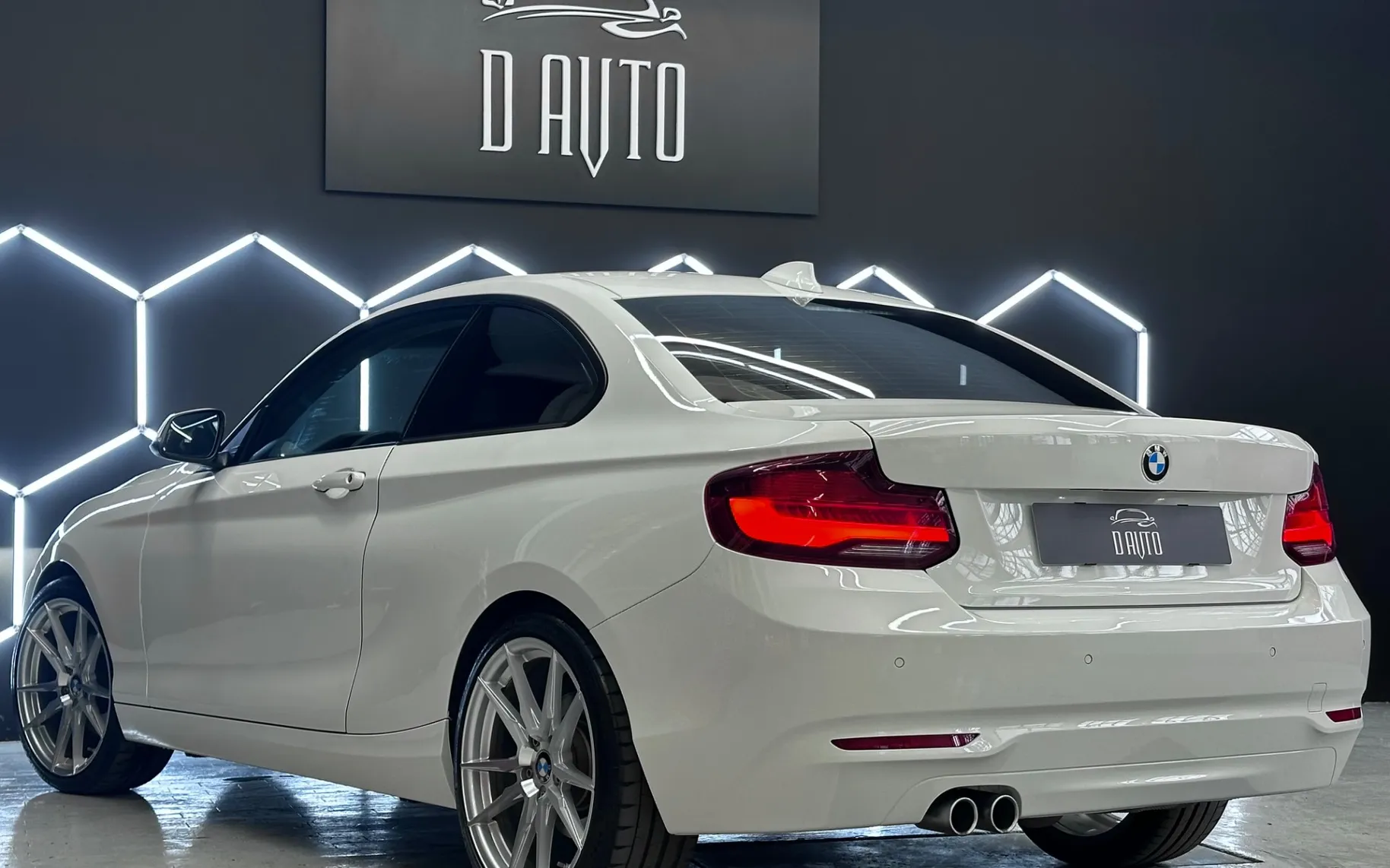 Zunanja slika - BMW serija 2 Coupe: - serija 2  220d Coupe SAMO 68.000km+SLO VOZILO - 5