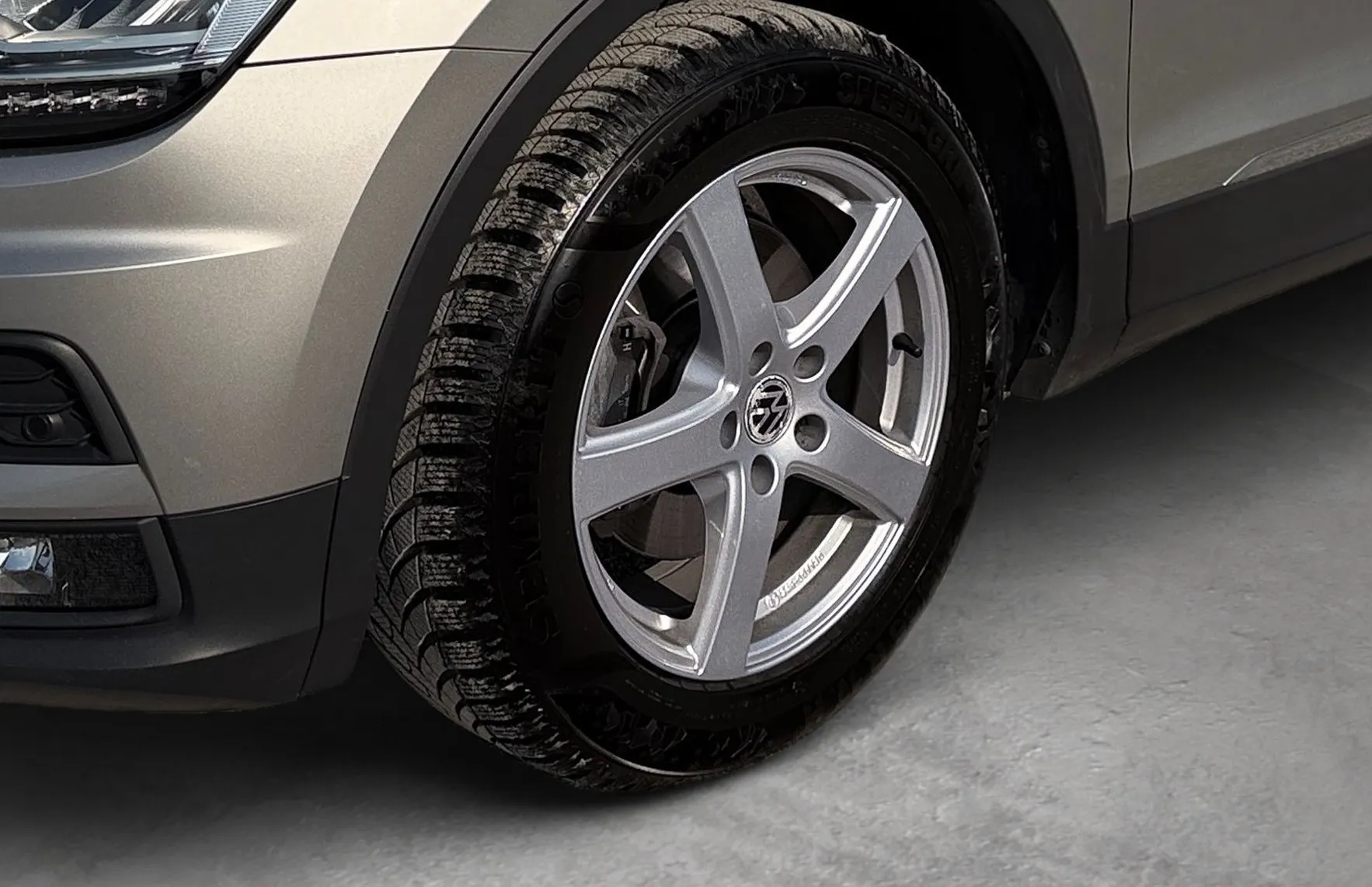 Zunanja slika - VW Tiguan - 2.0 TDI Comfortline Kamera - LED - Kljuka... - 6