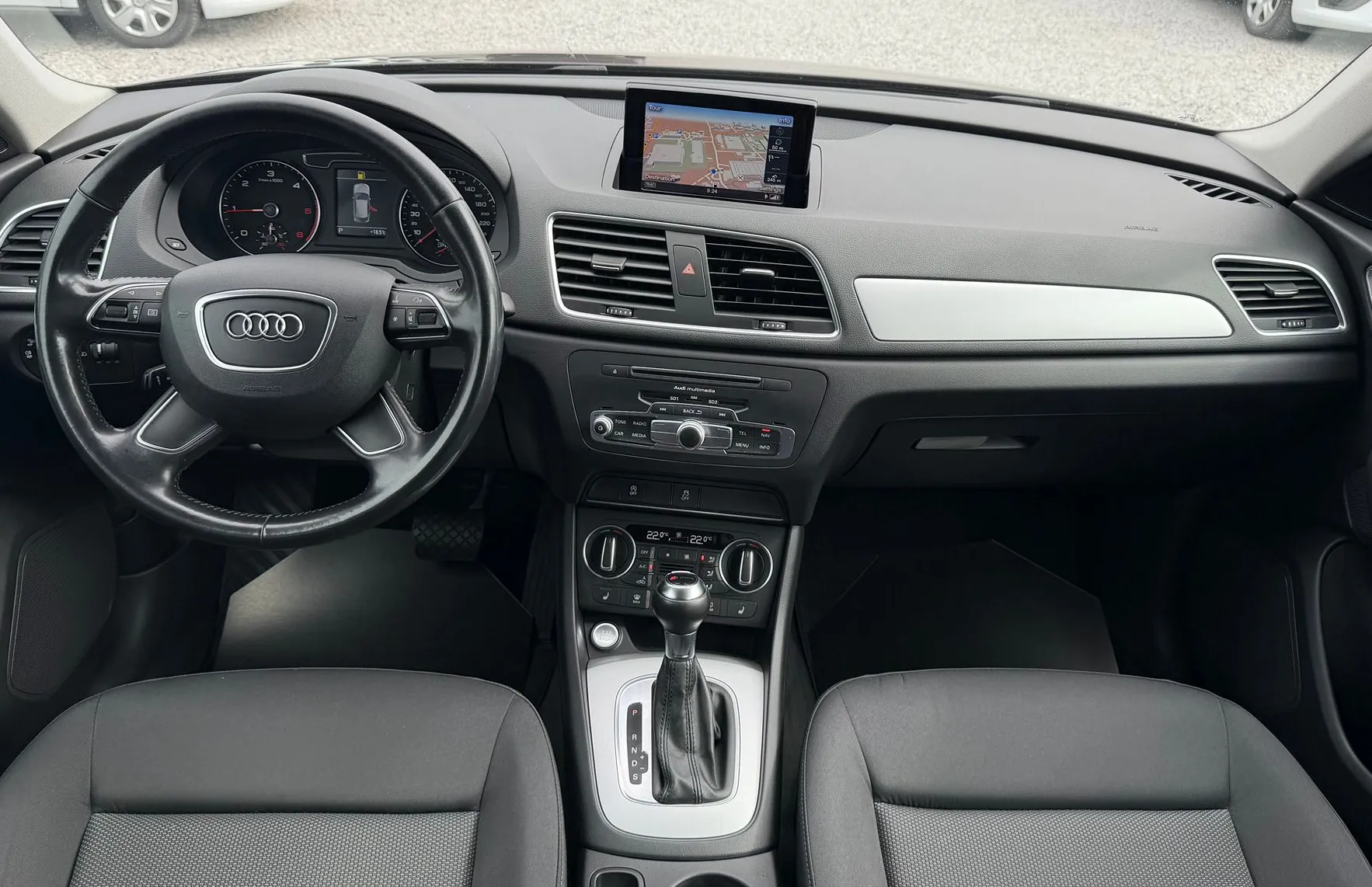 Zunanja slika - Audi Q3 - 2.0 TDI S-TRONIC-NAVIGACIJA-TEMPOMAT-LED-PDC-ALU - 10