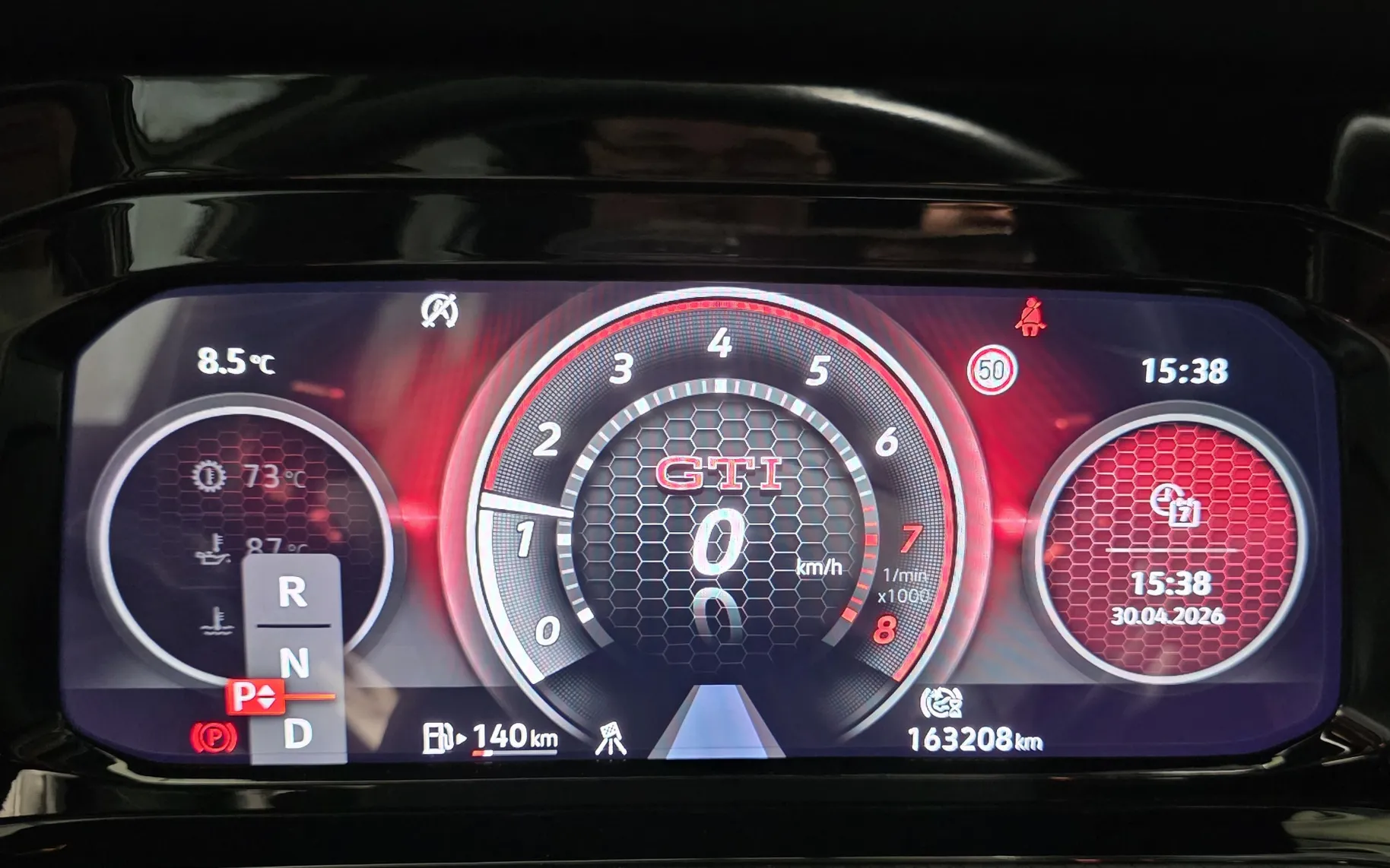 Zunanja slika - VW Golf - 2,0 GTI DSG 221kW CLUBSPORT PANO VIRTUAL KAM - 9