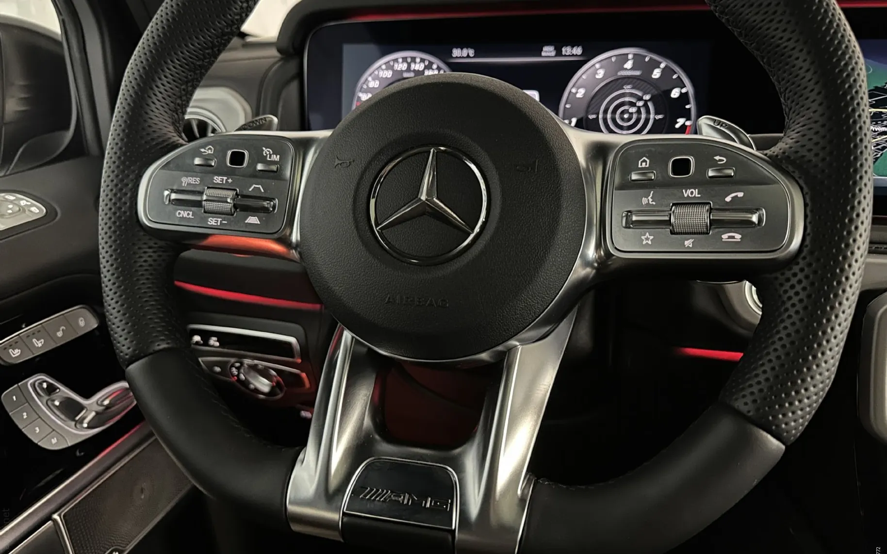 Notranja slika - Mercedes-Benz G-Razred - Mercedes-AMG G 63 |FULL| - 11