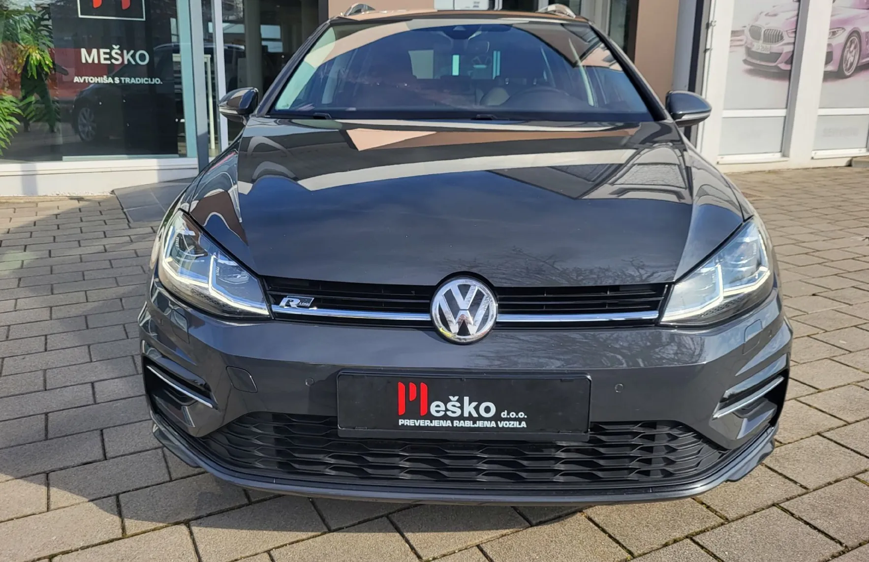 Zunanja slika - Volkswagen Golf - Variant 1.6 TDI R-Line avt. - 2