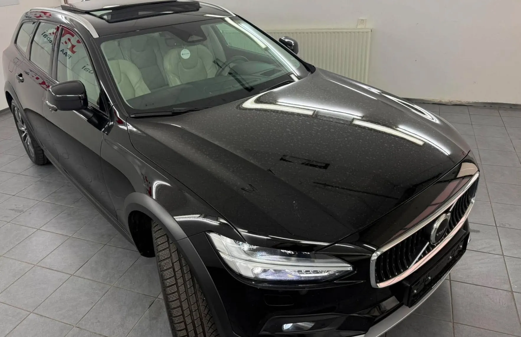 Zunanja slika - Volvo V90 Cross Country - 2.0 DIZEL 145 KW.PANORAMA.KAMERA.LED.ACC.USNJE. - 2