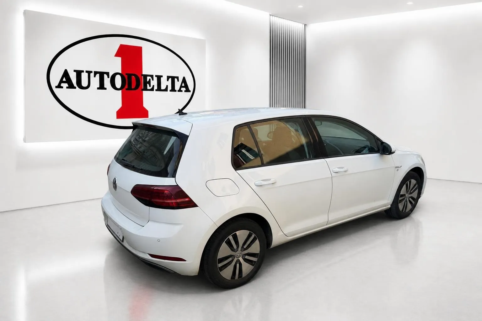Zunanja slika - Volkswagen Golf - e- - 3