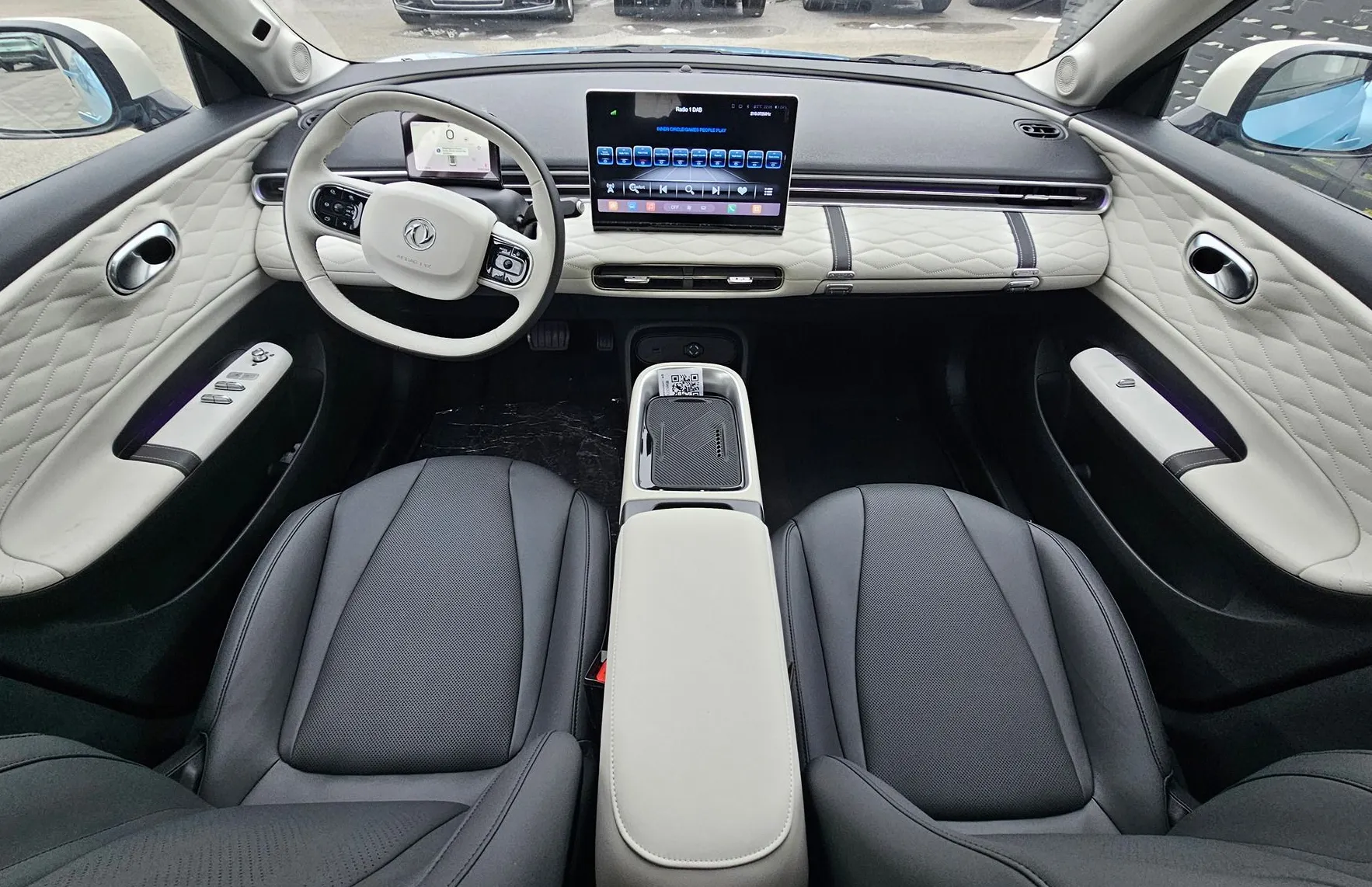 Zunanja slika - Dongfeng Box - 42.3 kWh- - - 13