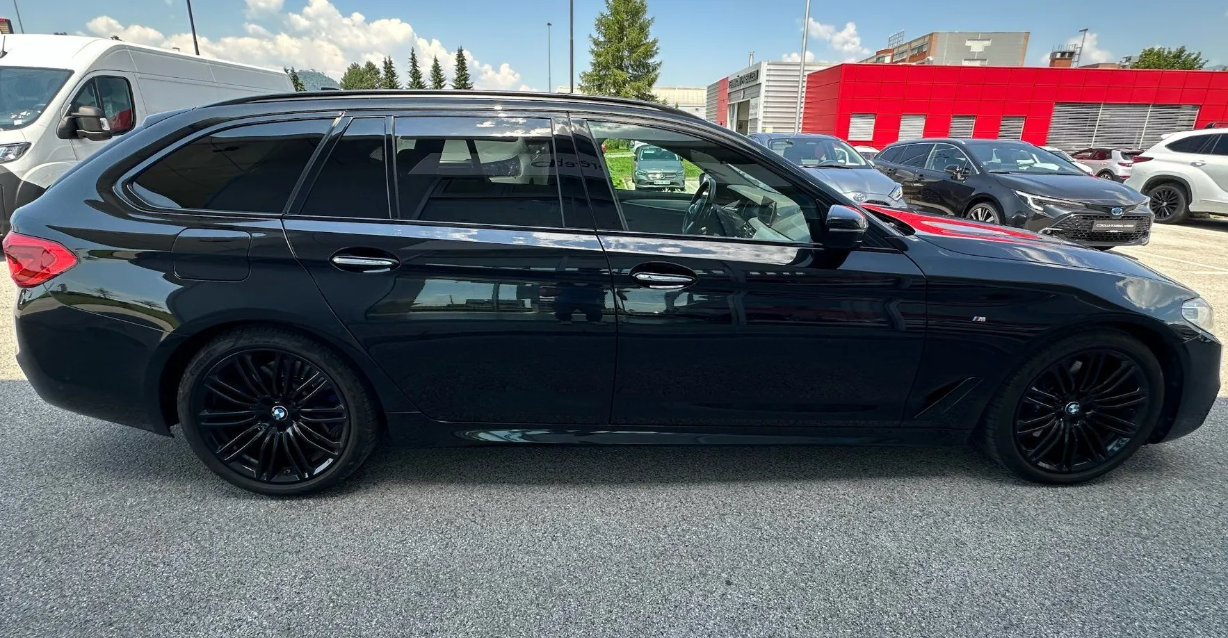Zunanja slika - BMW Serija 5 - Touring: 525D Touring M-sport - Adaptiv Led - 6