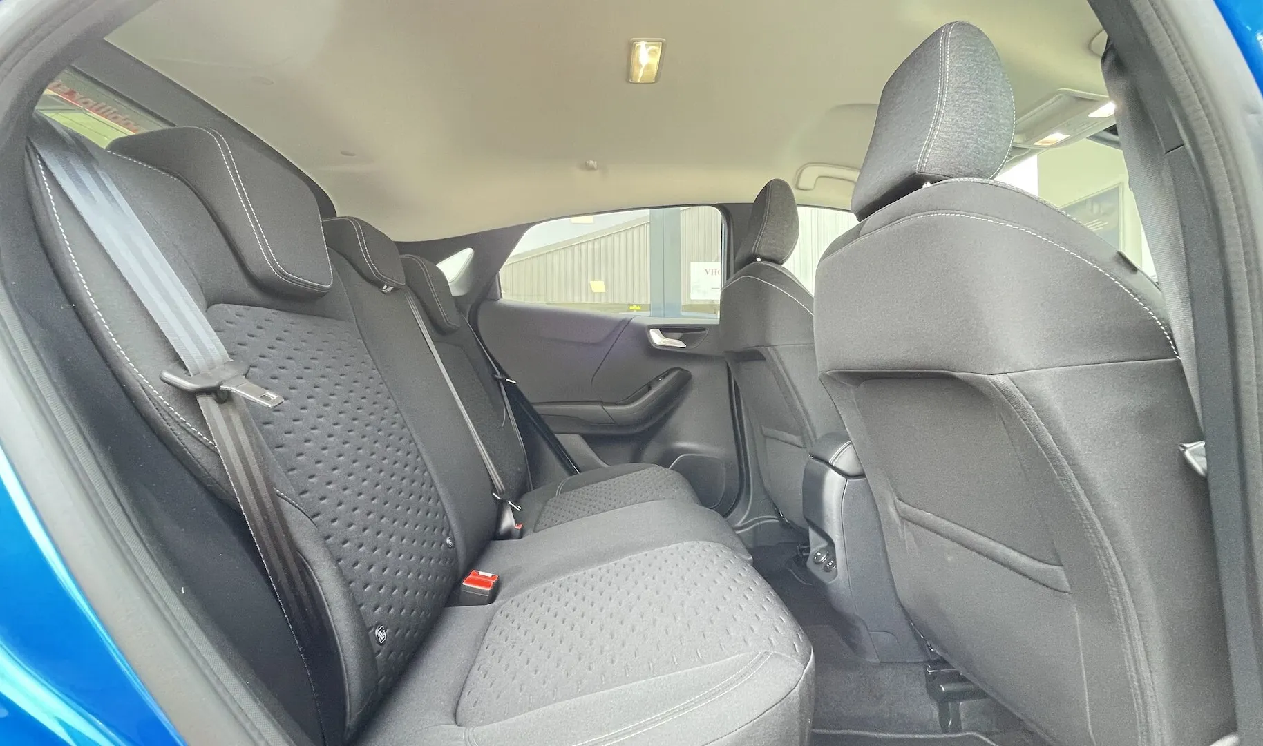 Zunanja slika - Ford Puma - 1.0 EcoBoost Hybrid MHEV TITANIUM SLO 1.LAST. - 12
