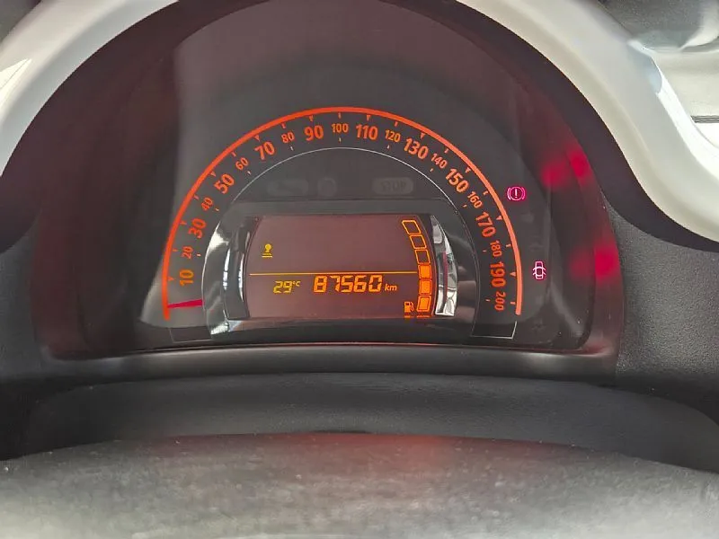 Zunanja slika - Renault Twingo - SCe 70 Limited 1.LASTNIK SLO.POREKLO - 17