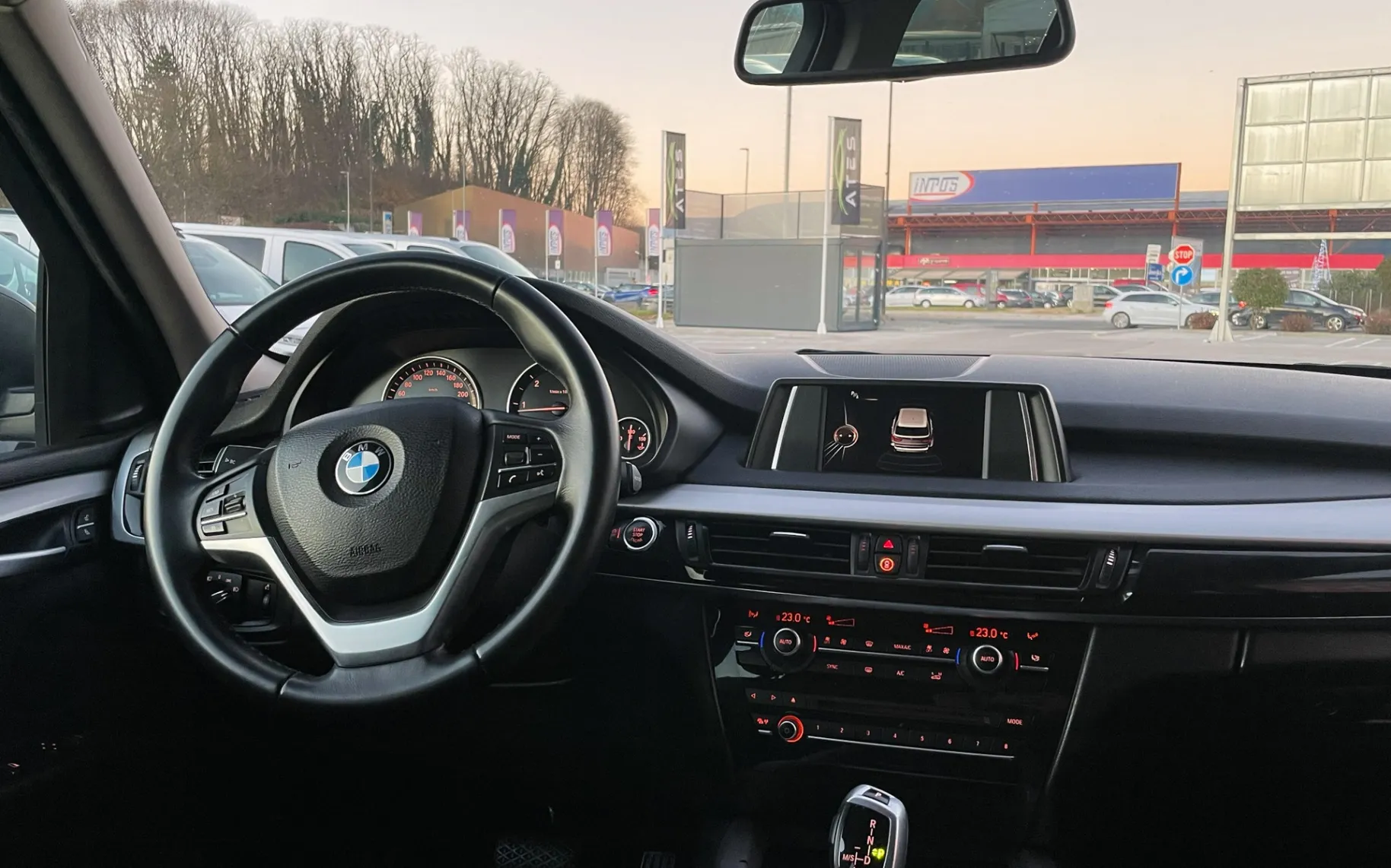 Zunanja slika - BMW X5 - xDrive30d Avt. - 11