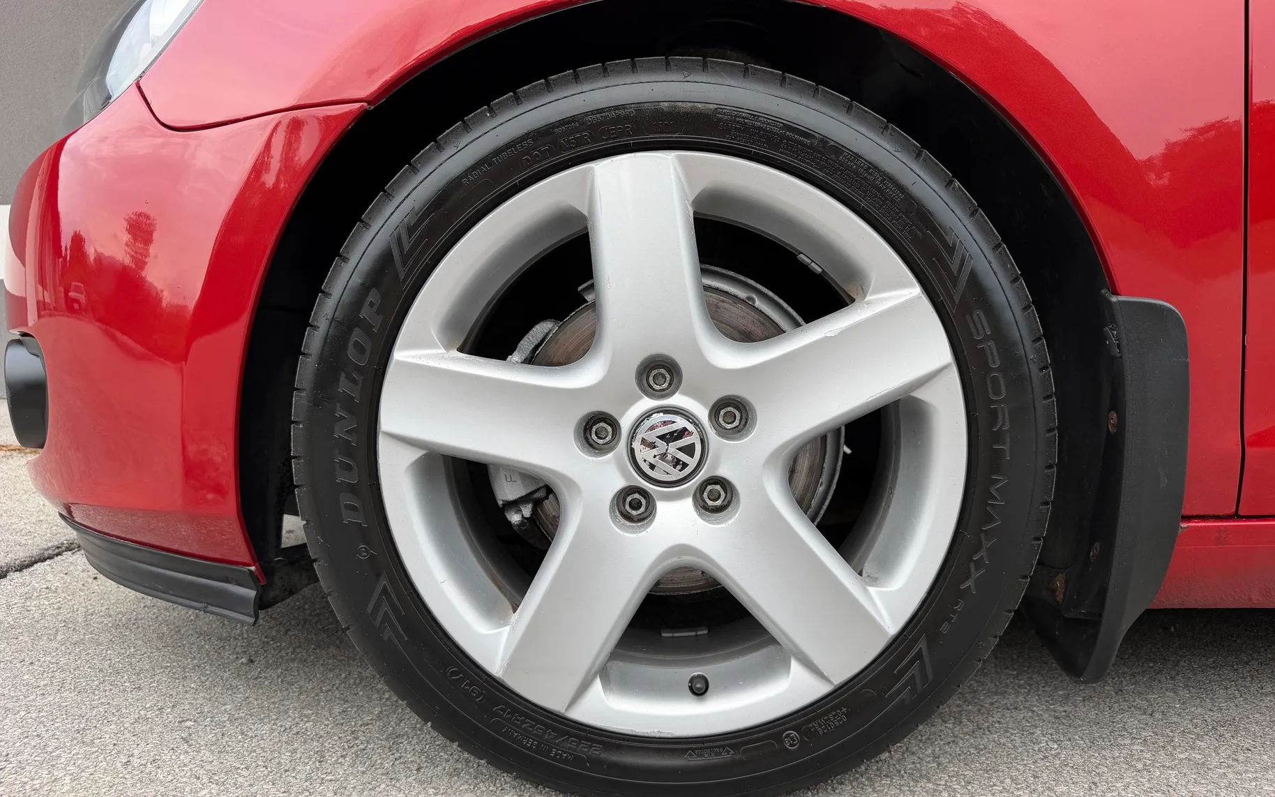 Zunanja slika - Volkswagen Golf - 1.6 TDI 1.LASTNIK SLO.VOZILO KLIMA ALU 17 - 9