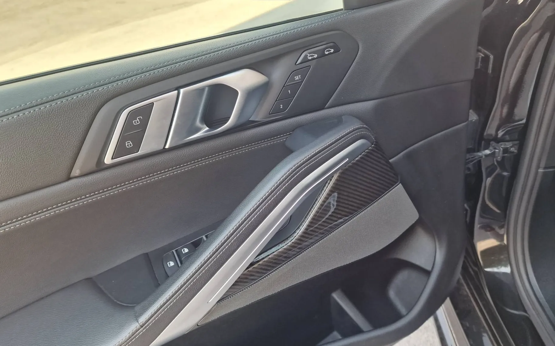 Notranja slika - BMW serija X6: - xDriveM50d Avt. 22COL PAN. HARMAN-LASER - 11
