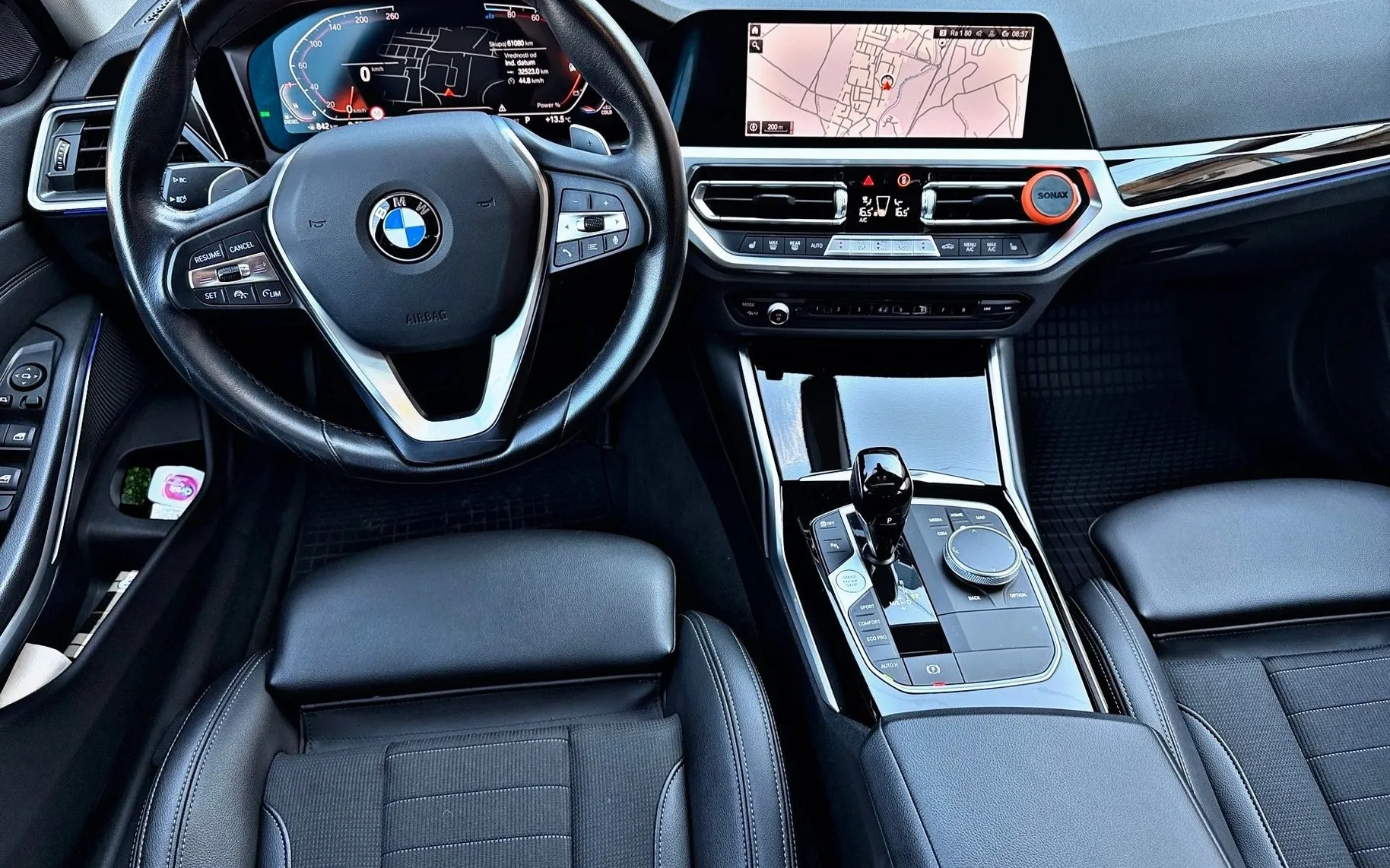 Notranja slika - BMW serija 3: - 320d xDrive Sport Line Avt - 11