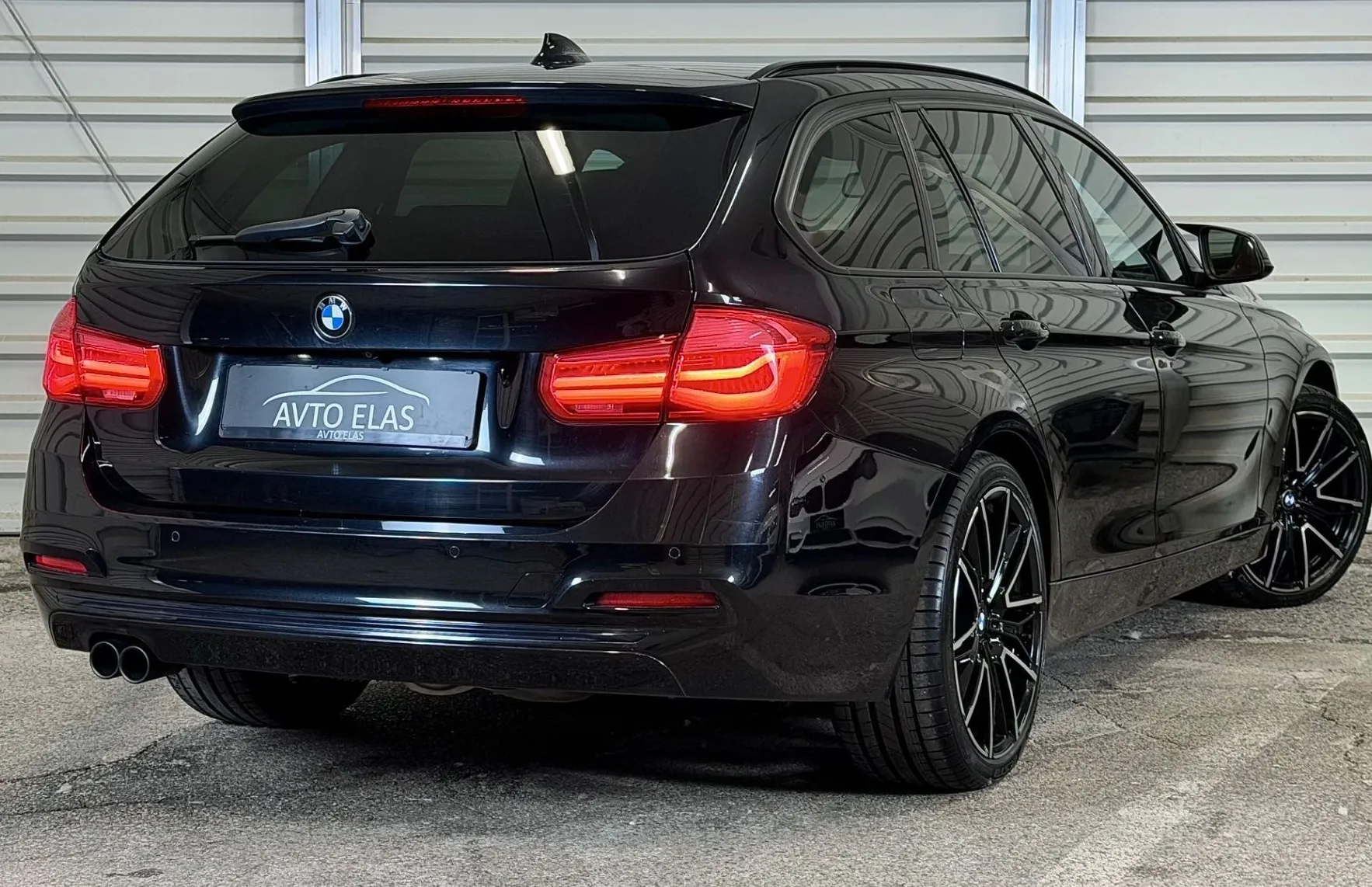 Zunanja slika - BMW Serija 3 - Touring: 320D XDRIVE - SPORT - KAMERA - FULL LED - HEAD - 6