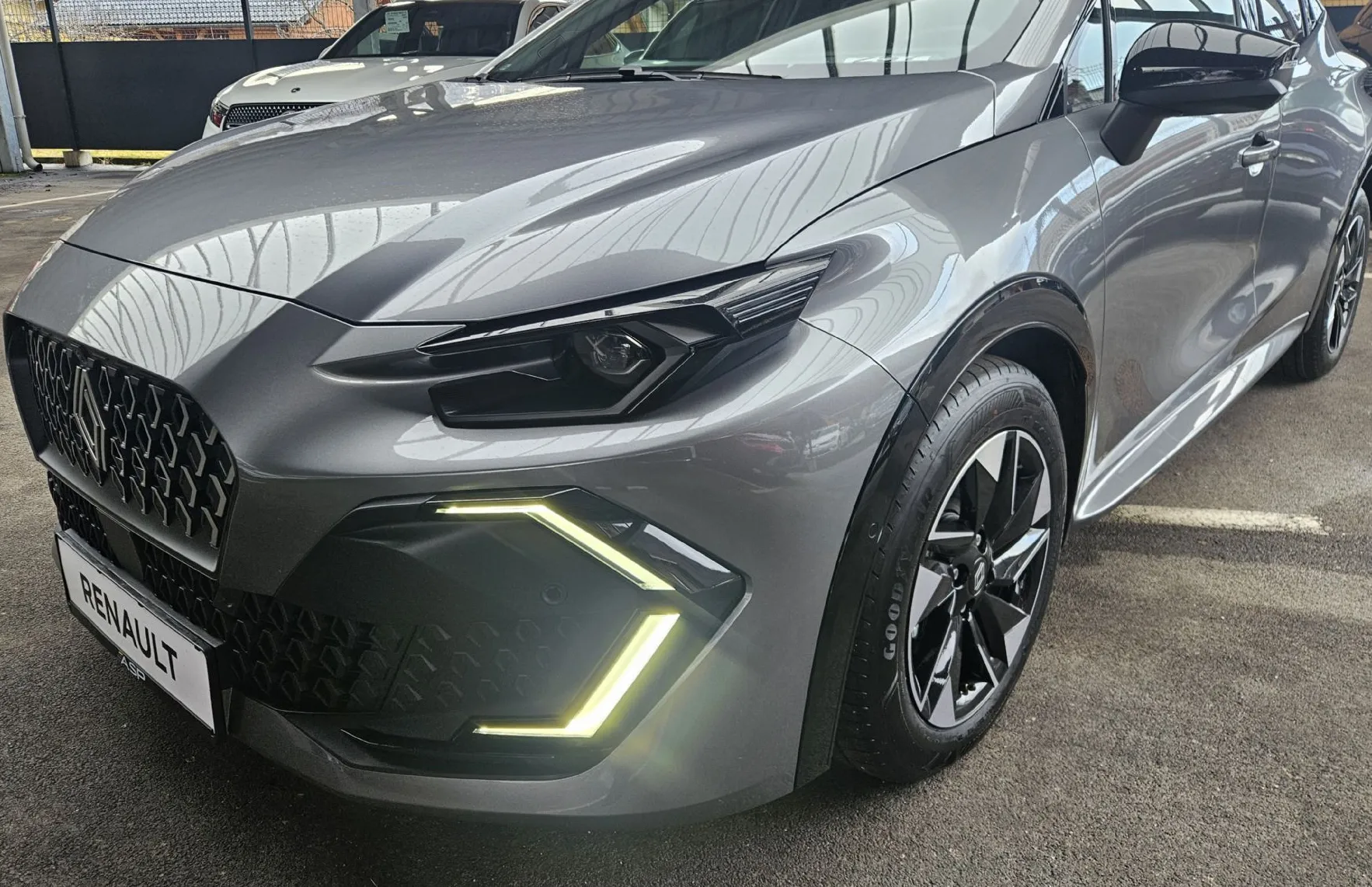 Zunanja slika - Renault Clio - techno 160 E-Tech - 1
