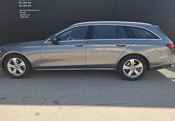 Zunanja slika - Mercedes-Benz E-Razred - E 220 d 4MATIC Avantgarde Avt. - 6