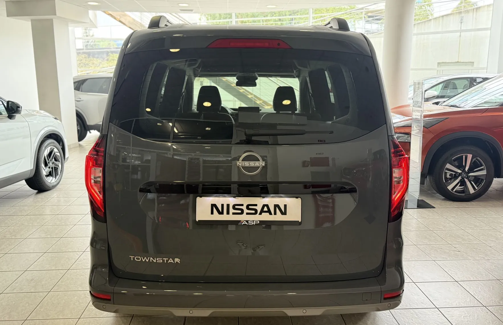 Zunanja slika - Nissan Townstar - Tekna 1.3 DIG-T 130 HP - 5