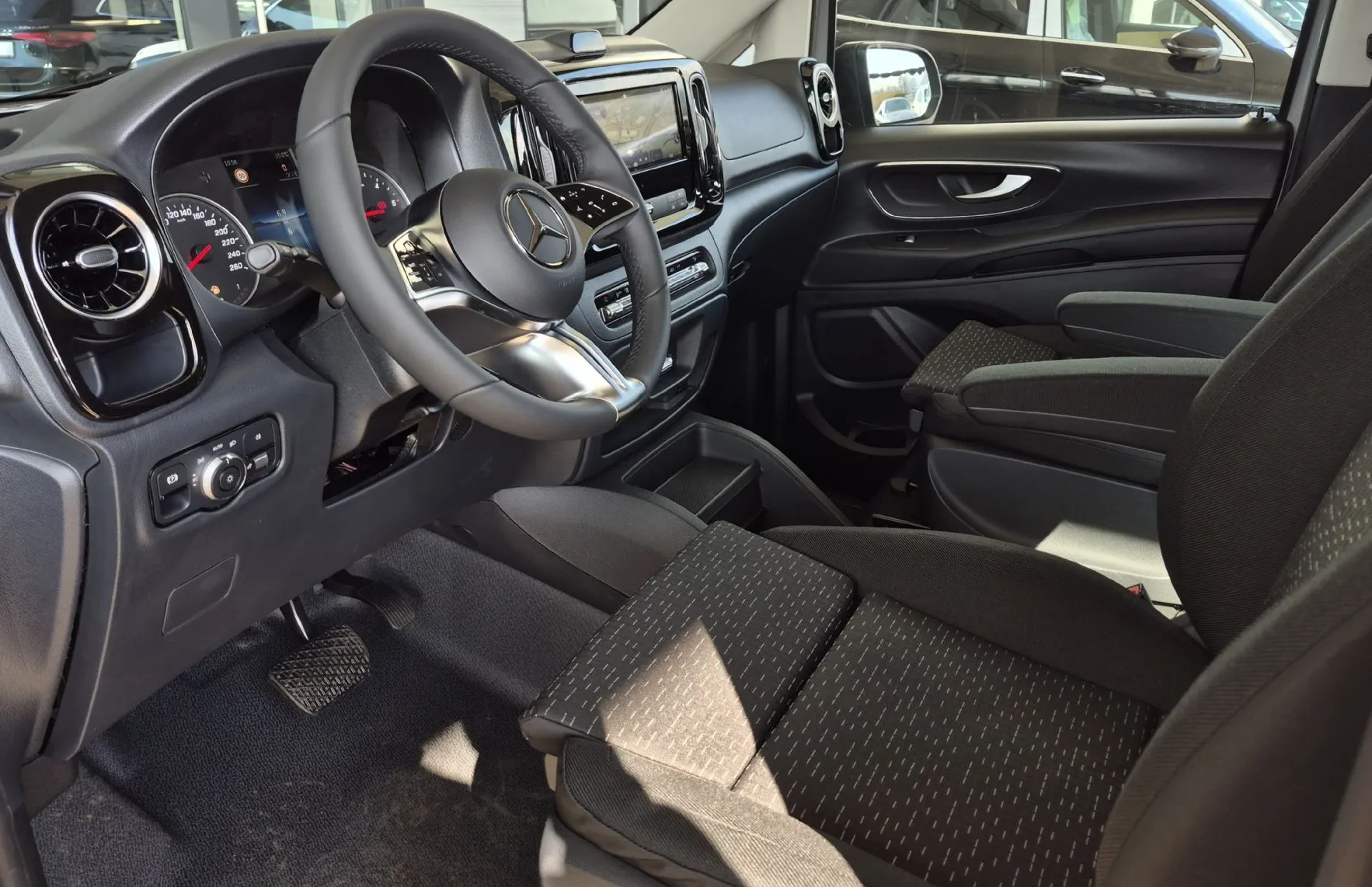 Zunanja slika - Mercedes-Benz Vito - MIXTO 116 CDI PRO dolgi - 9