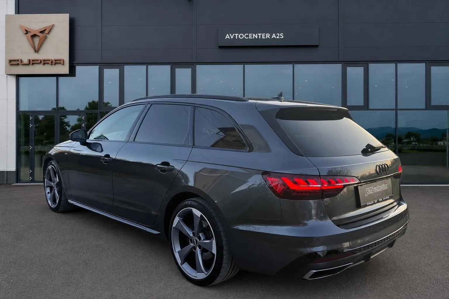 Zunanja slika - Audi A4 Avant - 35 TDI S tronic S line - 4
