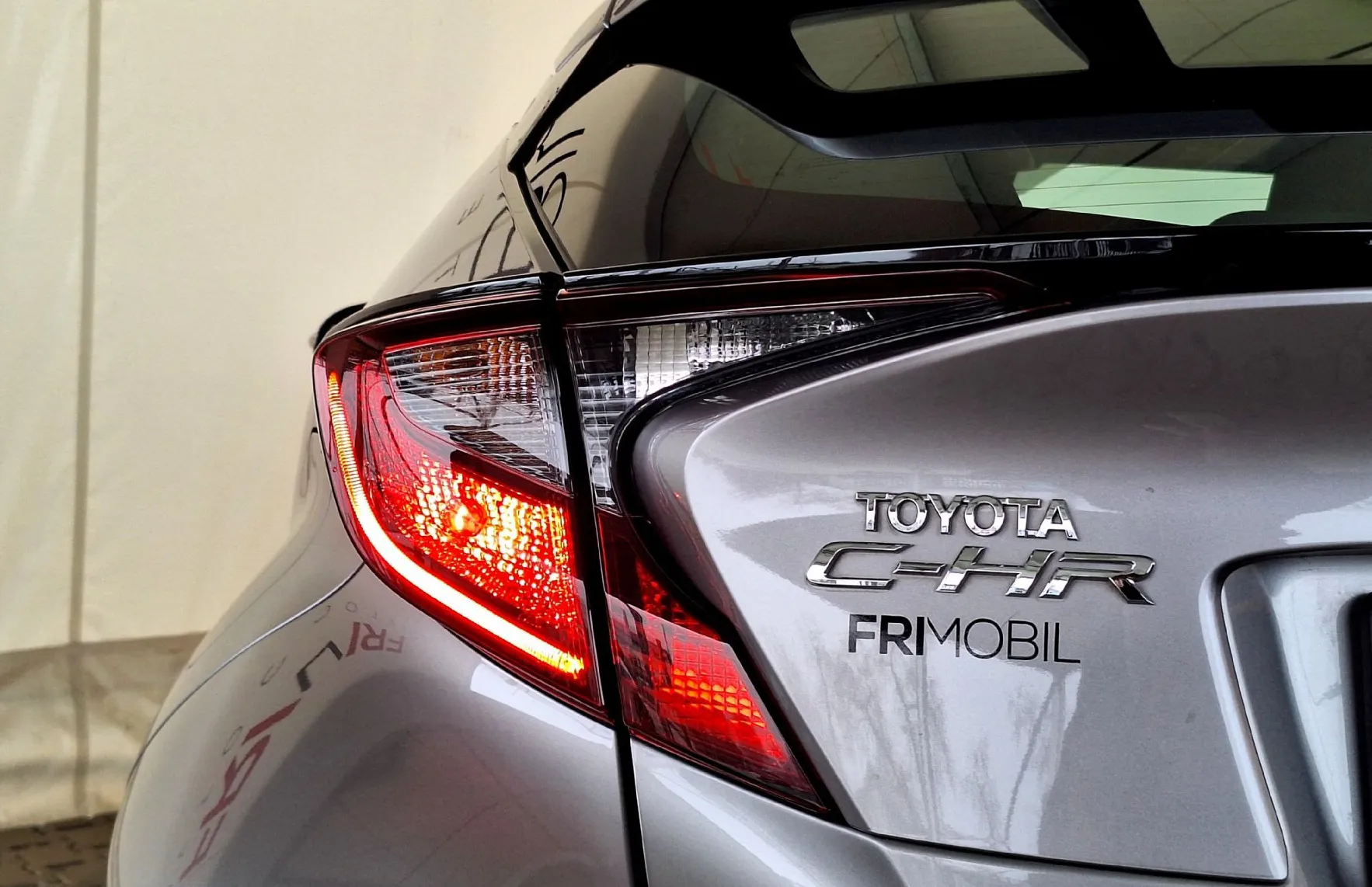 Zunanja slika - Toyota C-HR - Hybrid 1.8 C-ENTER E-CVT MY22 - 8