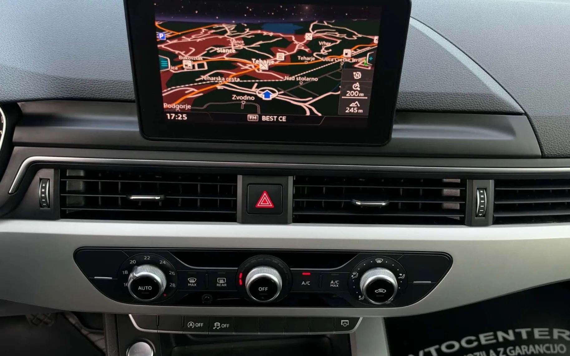 Notranja slika - Audi A4 Avant - 2.0 TDI-XENON+LED-NAVI-LIZING ZA TUJCE-TEMPOMAT- - 10