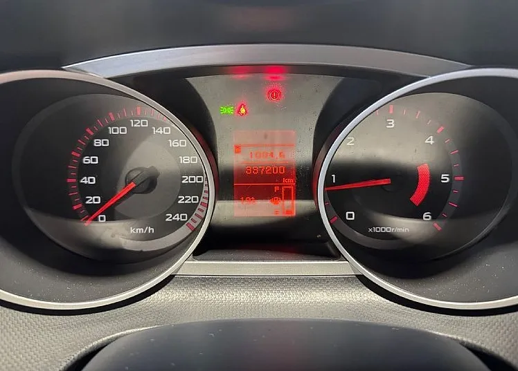Zunanja slika - Citroën C-Crosser - Exclusive 2.2 HDi 160 FAP - 16