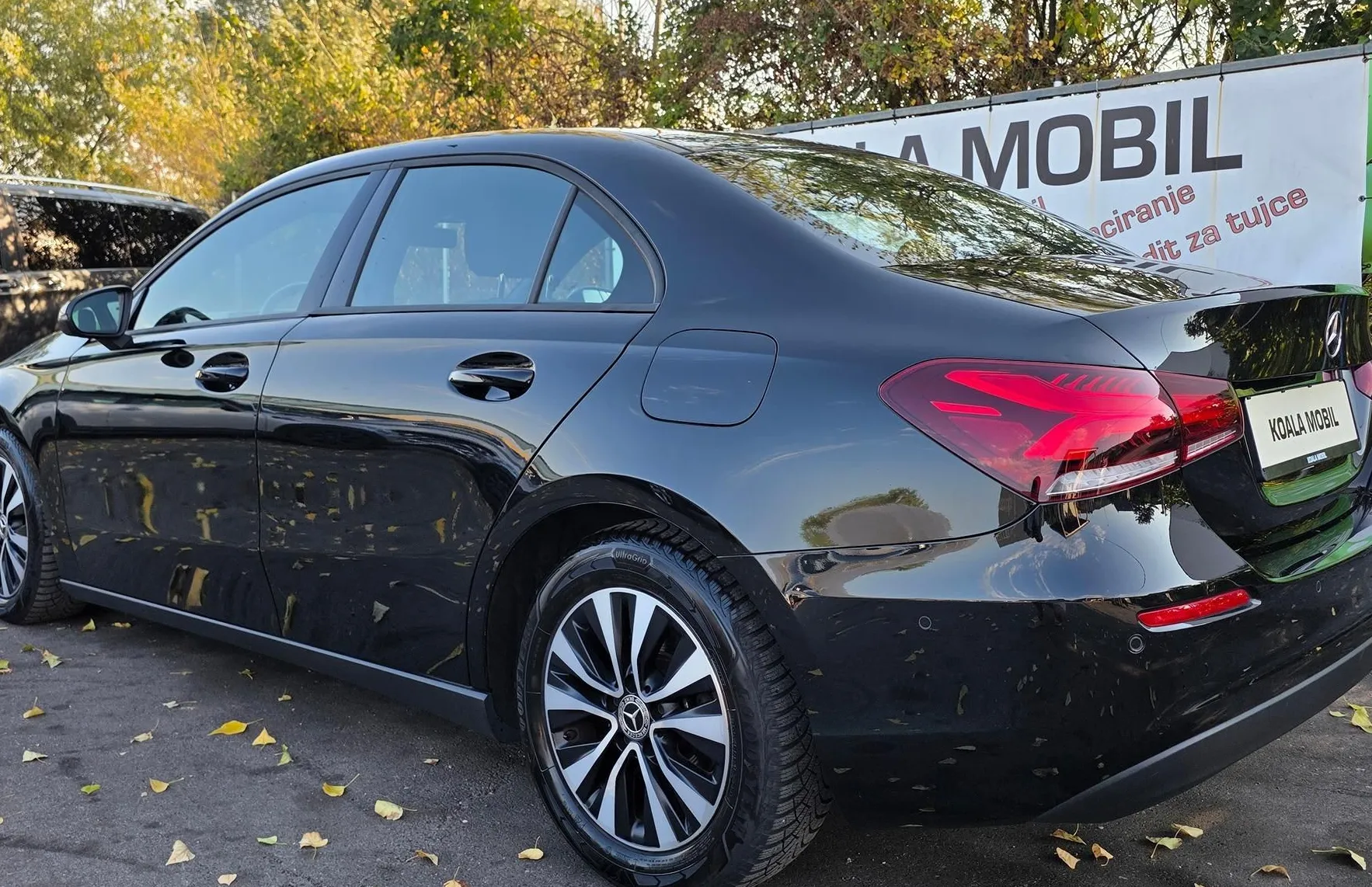 Zunanja slika - Mercedes-Benz A-Razred - A LIMUZINA 180D LED-WIDESCR-KAMERA-GRETJE SEDEŽEV - 6