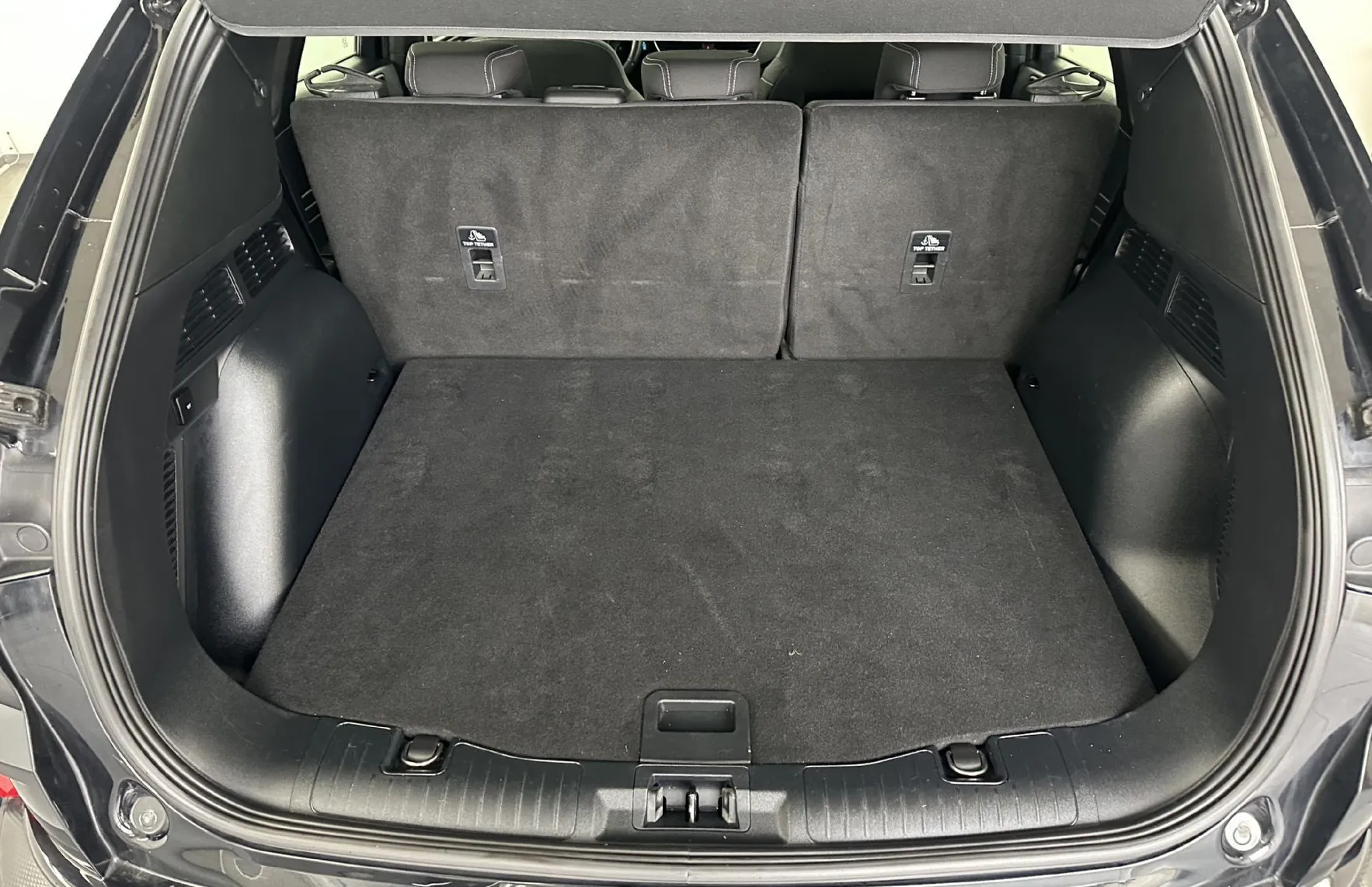 Zunanja slika - Ford Kuga - 2.5 190CV BVA6.KAMERA.NAVI.LED.ALU.2022.112 KW - 19
