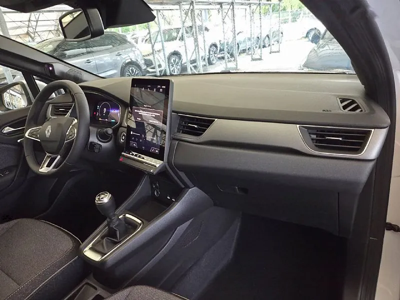 Zunanja slika - Renault Captur - Techno TCe 115 + VZDOLŽNI STREŠNI NOSILCI - 12