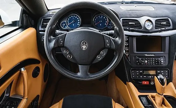 Zunanja slika - Maserati GranTurismo - 4.2 MC Sport Line V8 NEPOZABNO DOŽIVETJE - 12