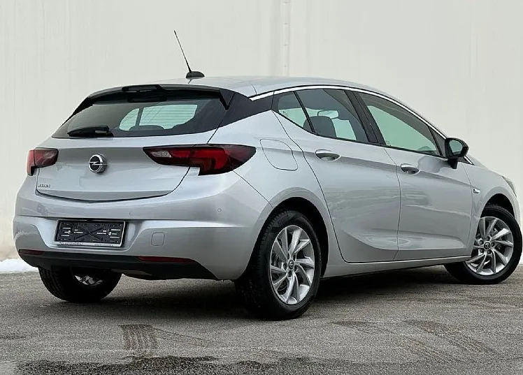 Zunanja slika - Opel Astra - 1.2 TURBO 81KW S 8 Elegance - 5