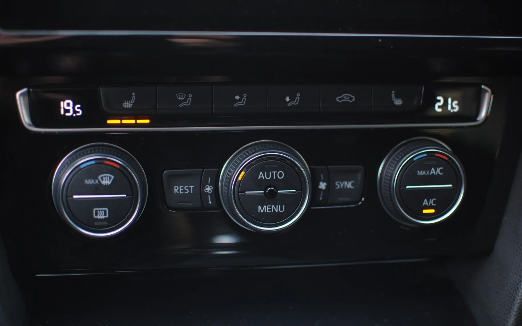 Notranja slika - Volkswagen Arteon - 2,0 TDI BMT Elegance DSG - 19