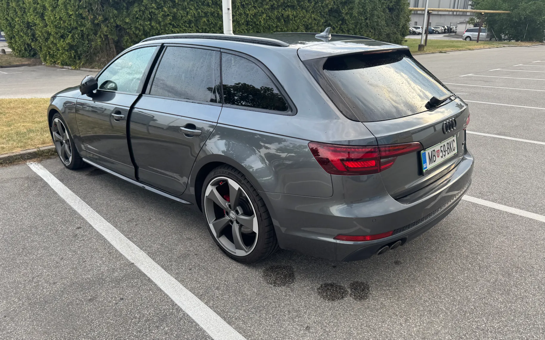 Zunanja slika - Audi A4 - Avant quattro 2,0 TDI Sport S tronic - 1
