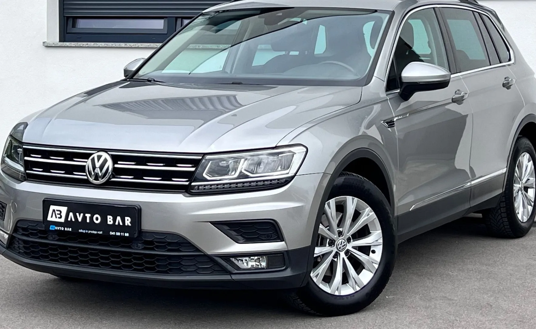 Zunanja slika - VW Tiguan - 1.4 TSI+1.LAST+SLO+LED+ACC+R.KAMERA - 3