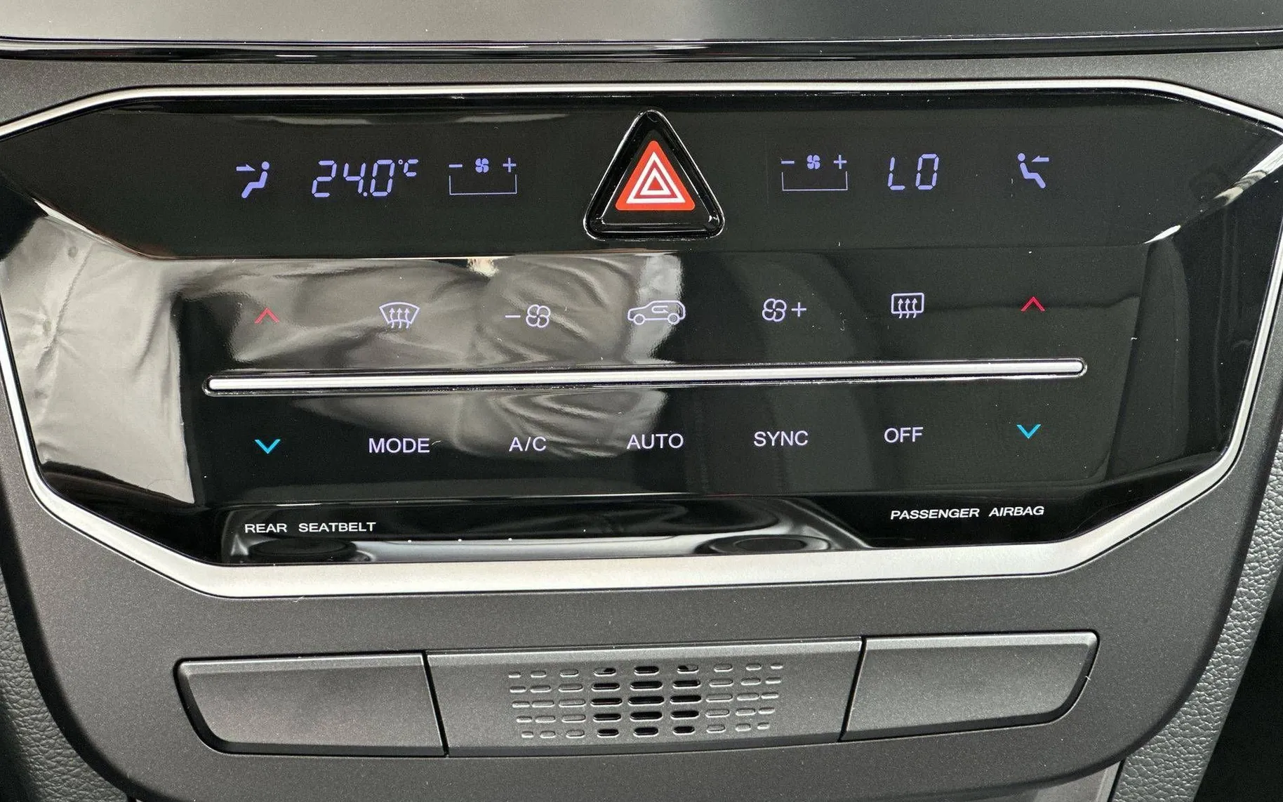 Zunanja slika - SsangYong Tivoli - 1.5 T-GDi Fresh 2WD M T - 18