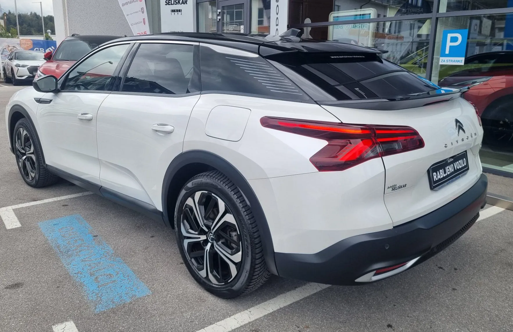 Zunanja slika - Citroën C5 X - 1.6 PHEV SHINE PACK - POTRJENA SERVISNA - ODLIČEN - 6