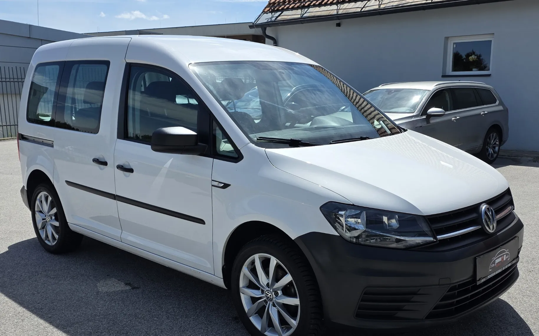 Zunanja slika - VW Caddy - Furgon 2,0 TDI TEMP KLIMA PDC - 6