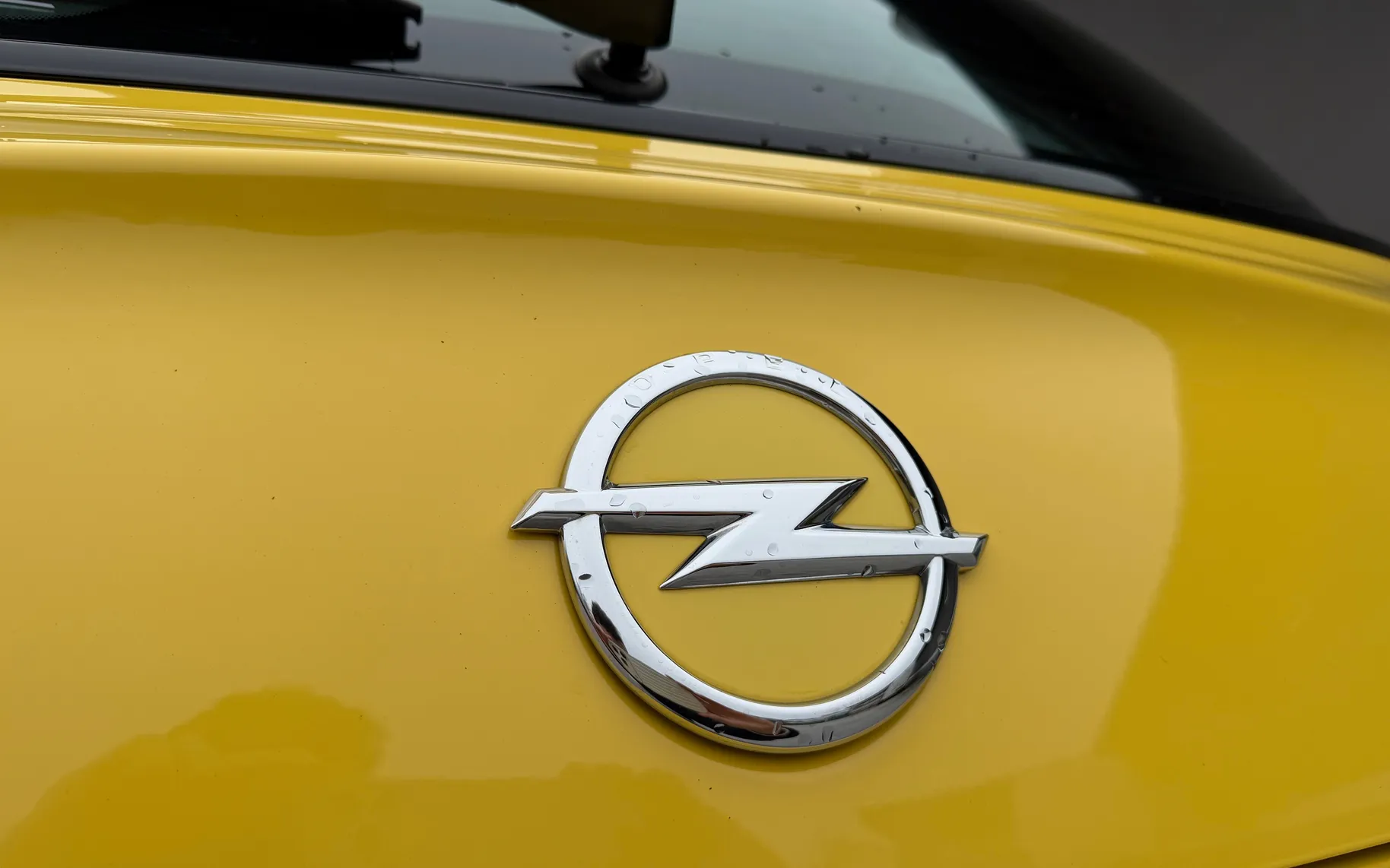 Zunanja slika - Opel Adam - 1.4 BLACK JACK • 1.LASTNICA • SLO. VOZ. • TEMPOMAT - 10