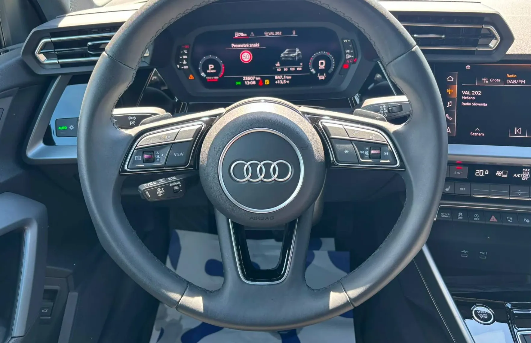 Zunanja slika - Audi A3 - 35 TFSI S-Tronic SLO-1.LAST.-ACC-KEYLESS... - 10