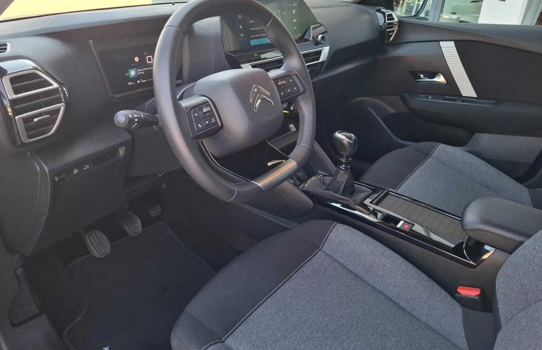 Zunanja slika - Citroën C4 X - 1.2 PURETECH YOU  - KOT NOVO - SAMO 21.870KM - 8