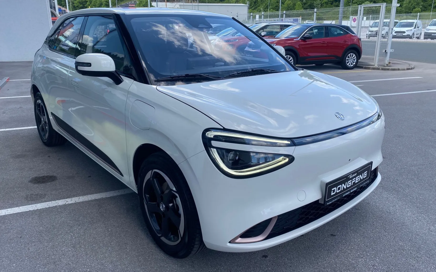 Zunanja slika - Dongfeng Box - 42.3 kWh SUBVENCIJA -7.200€ +ZELENI KREDIT 3.5 OM - 3