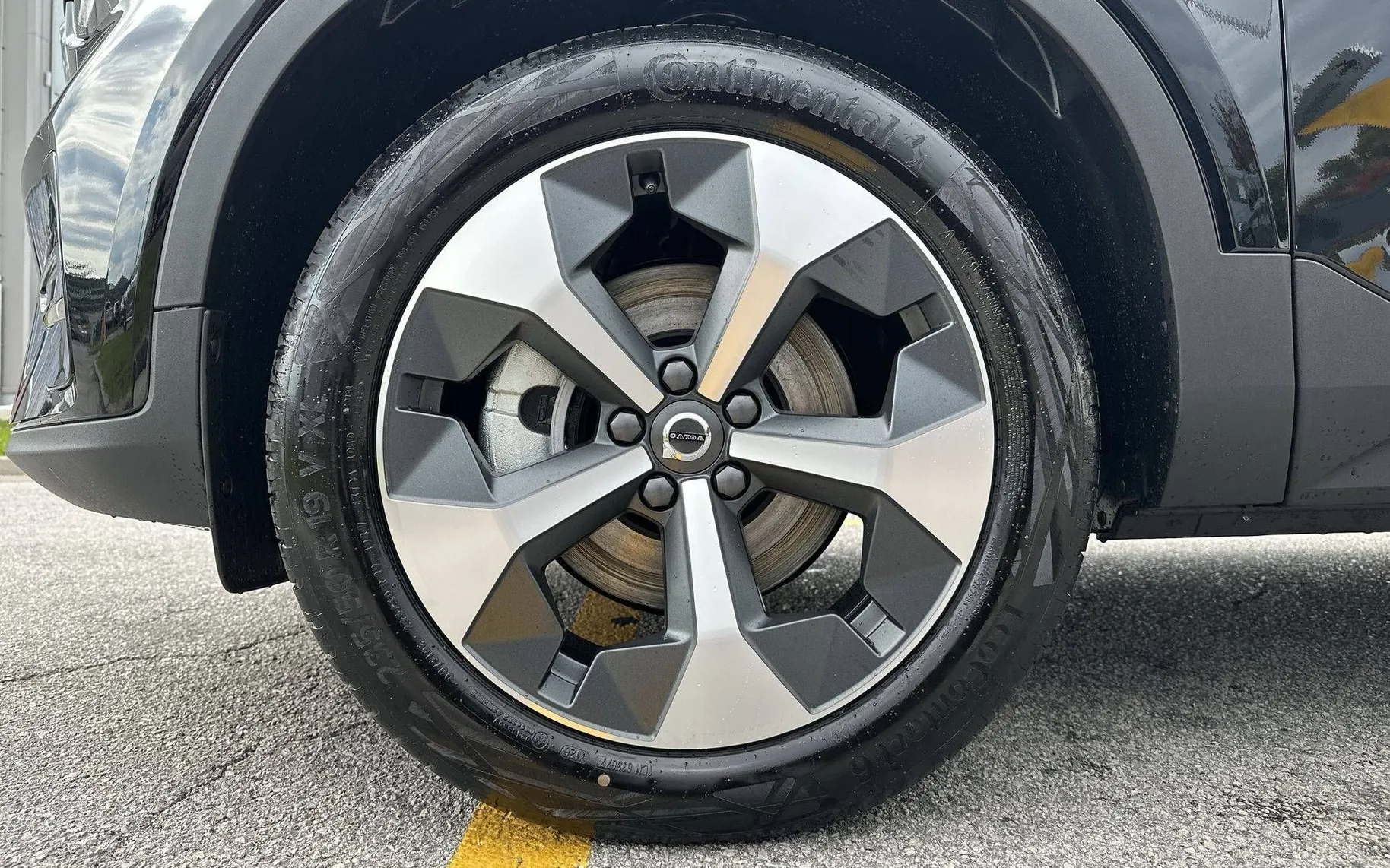 Notranja slika - Volvo XC40 - B3 P Plus Dark Avt. - 9