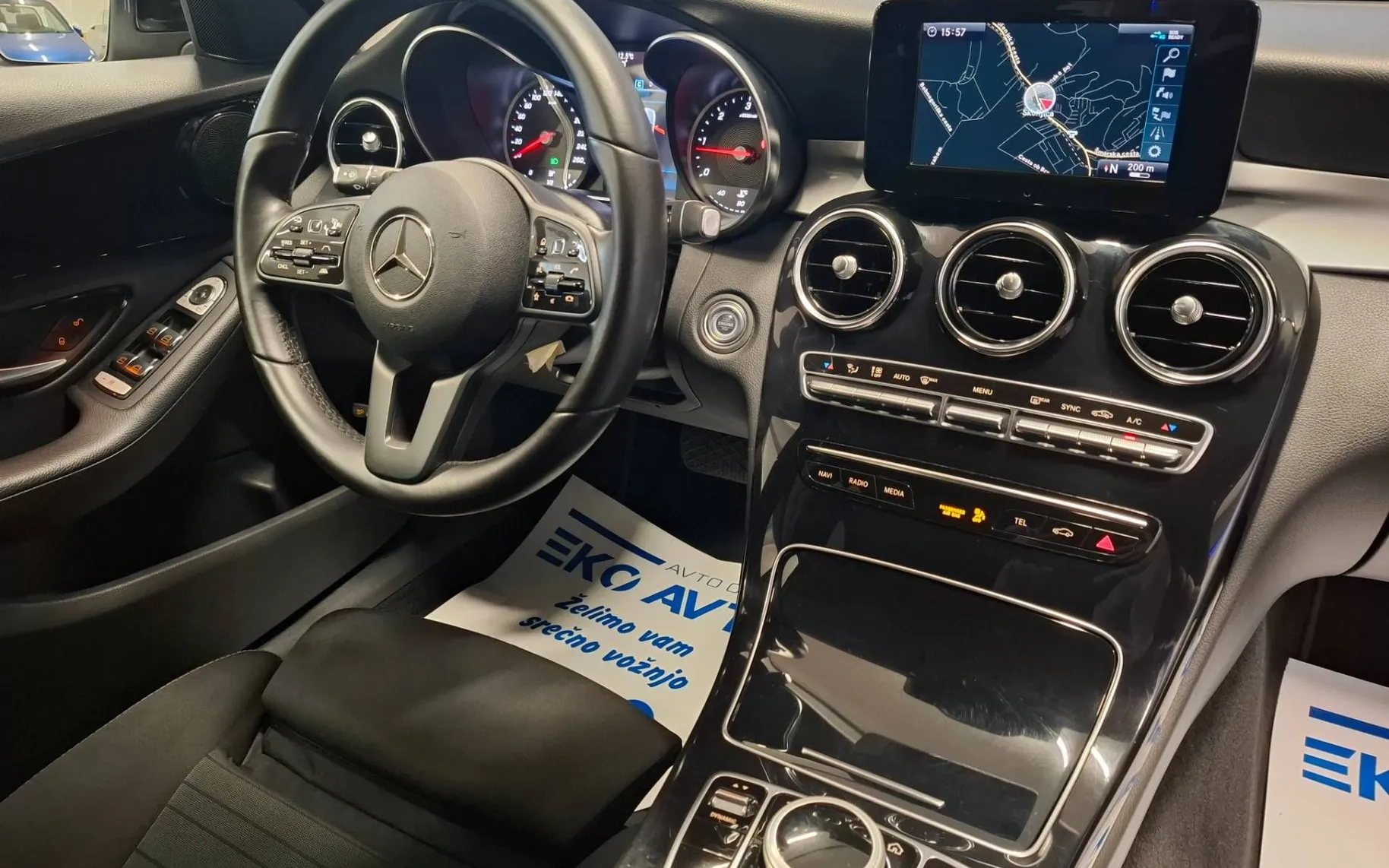 Notranja slika - Mercedes-Benz C-Razred - C FUL LED-NAVI-KAMERA-ALU 18-ACC-ASIST-KOT NOV - 8