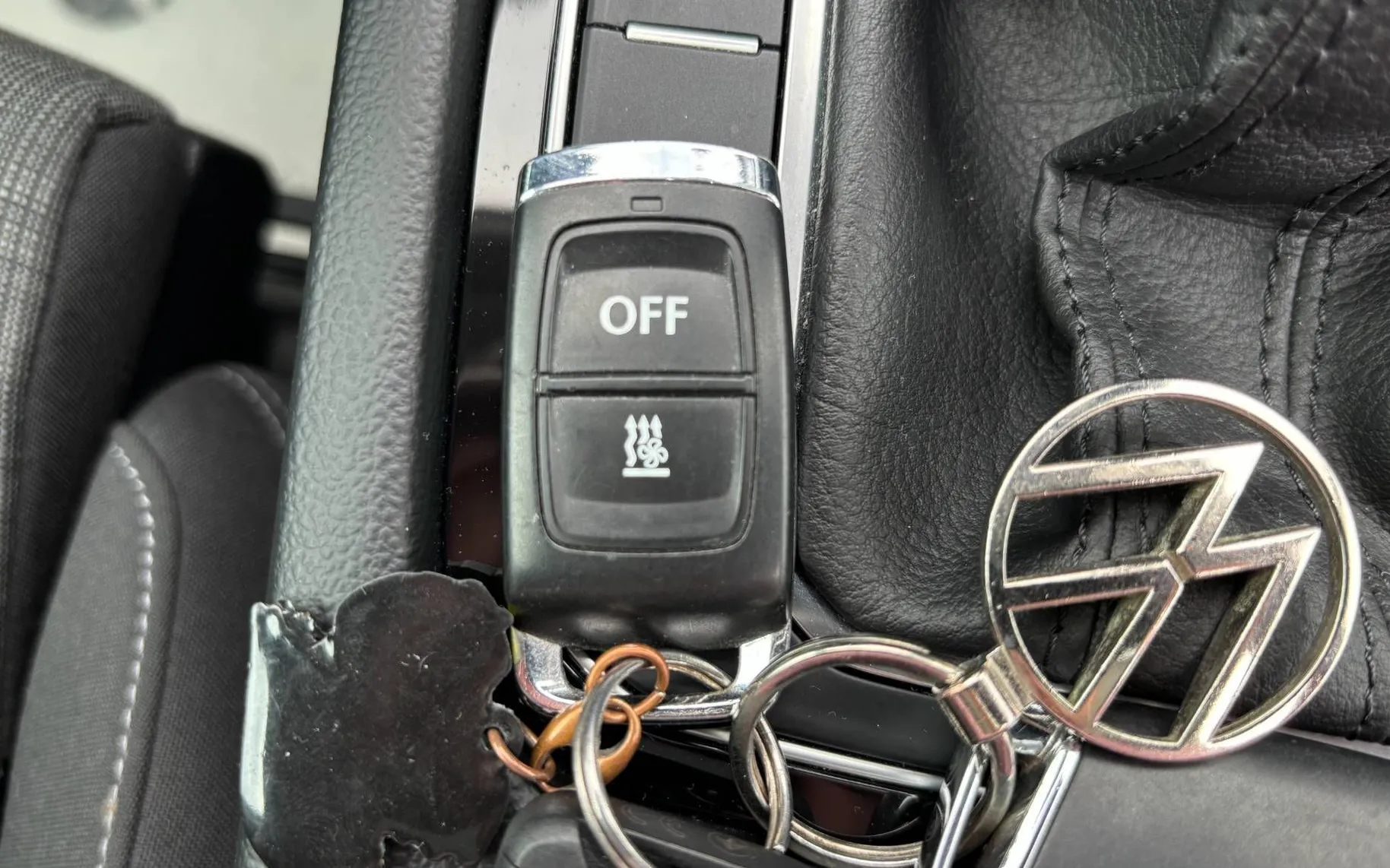 Zunanja slika - VW Passat - Variant 2.0 TDI BMT Elegance LED-KAMERA-NAVI-PANORAMA - 16